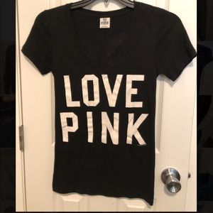 🌟Victoria’s Secret V-Neck🌟